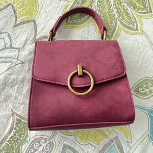 Universal Thread Small Purse with Attachable Crossbody Strap